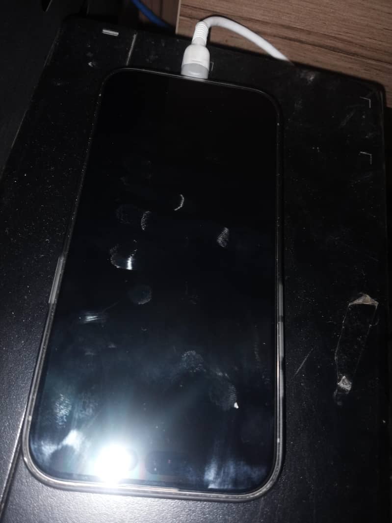 Apple iPhone 14 Pro 0