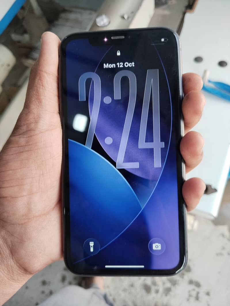 Apple iPhone 11 1