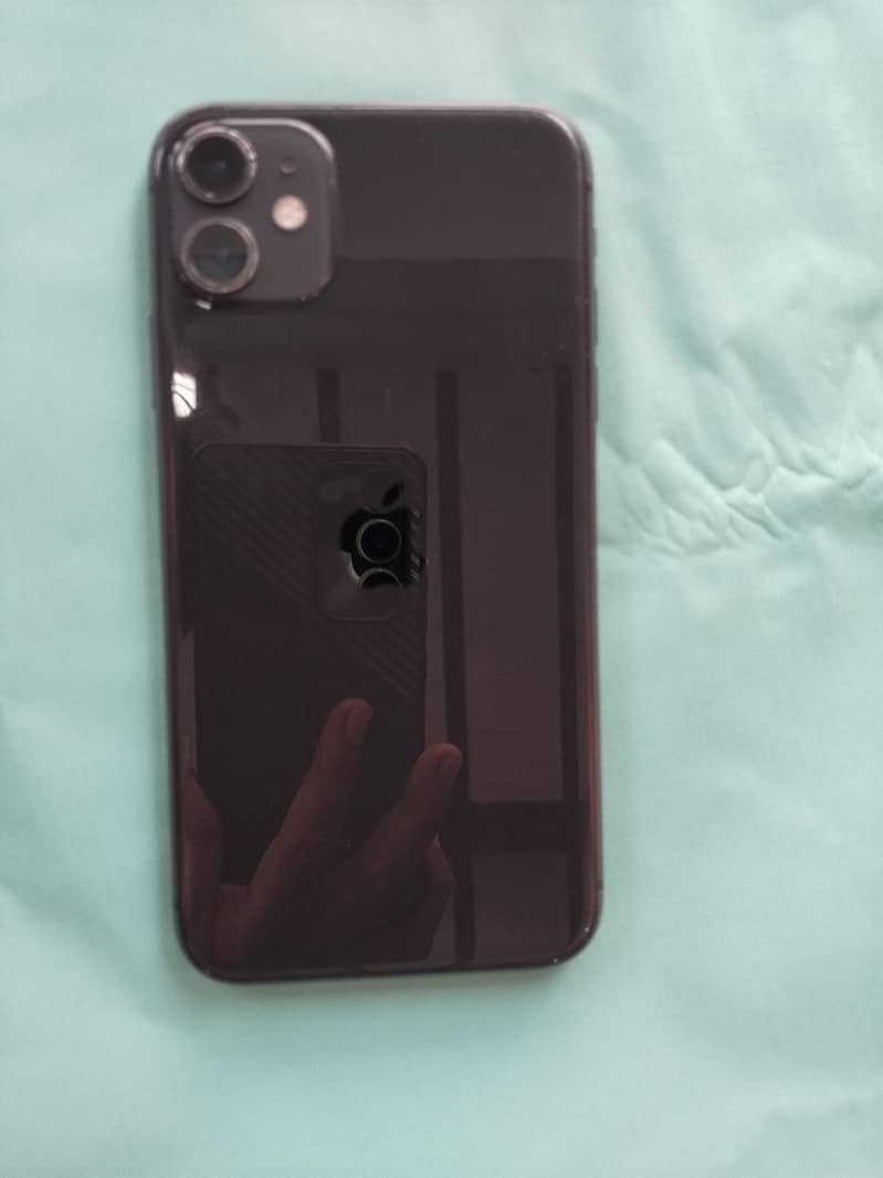 Apple iPhone 11 7