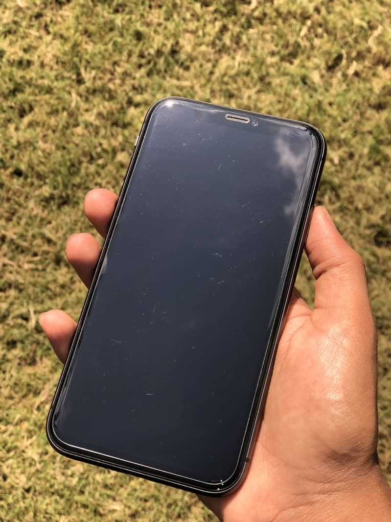 Apple iPhone 11 1