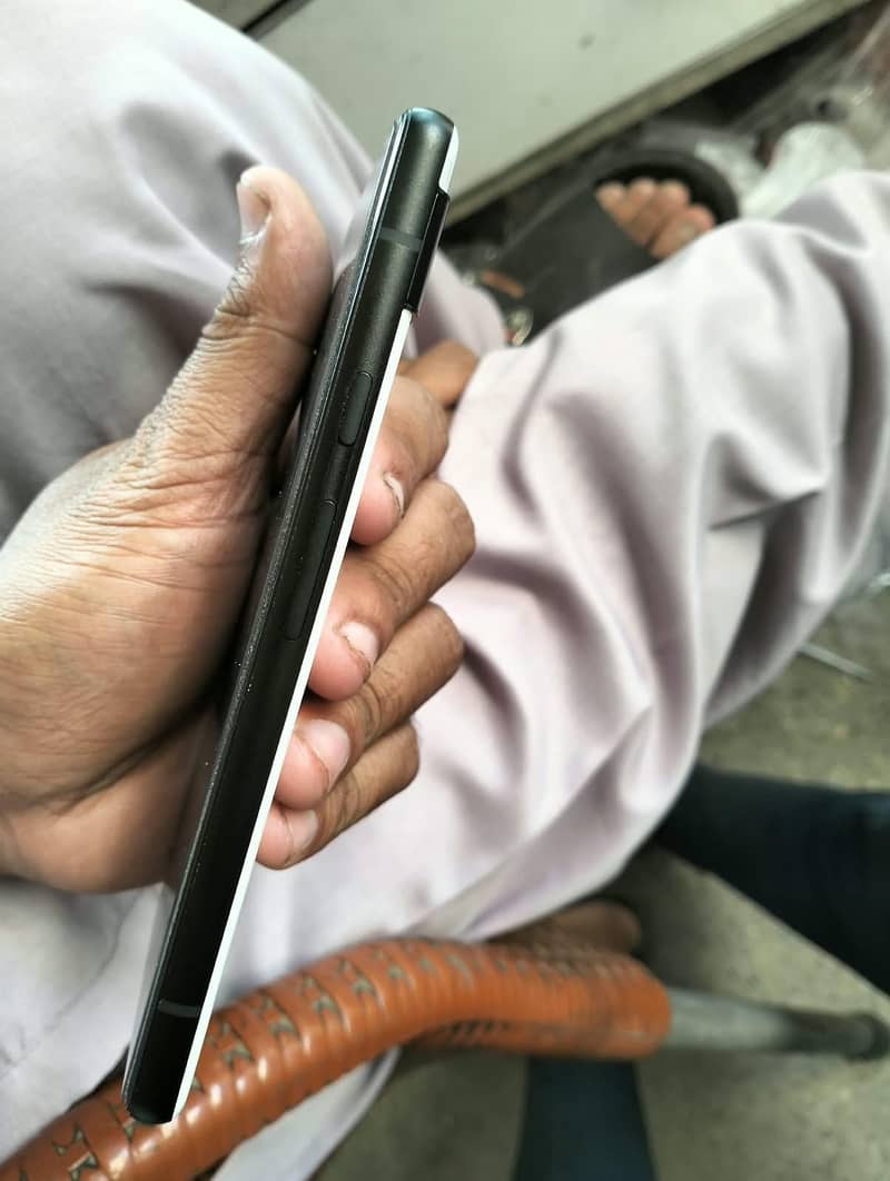 Google Pixel 6a 4