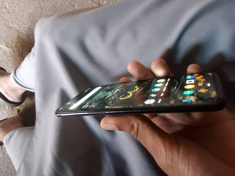 One Plus 6T 4