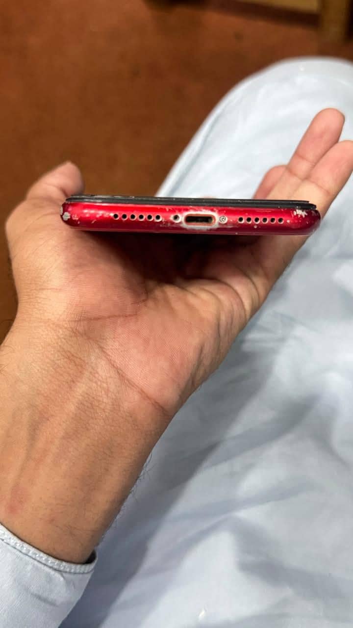 Apple iPhone 11 3