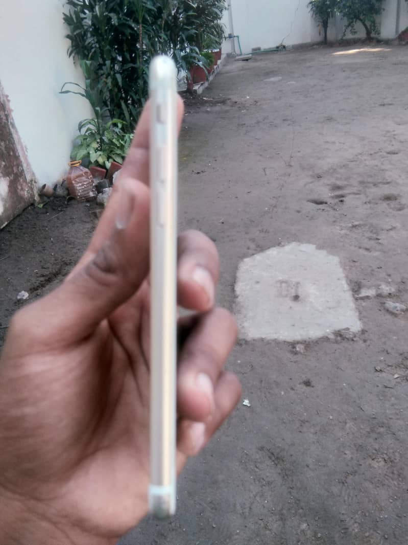 Apple iPhone 7 Plus 7