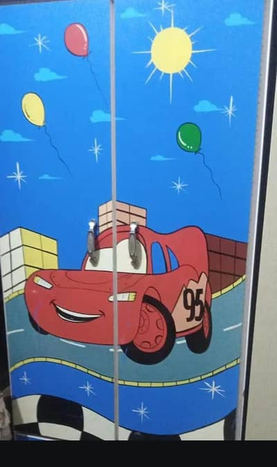 selling kids bed and almari with good condition
