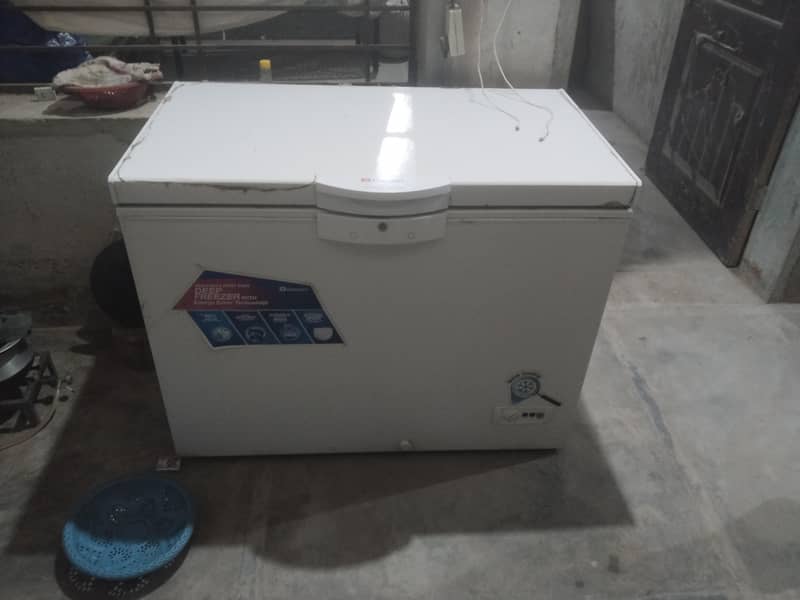 refrigerator 1