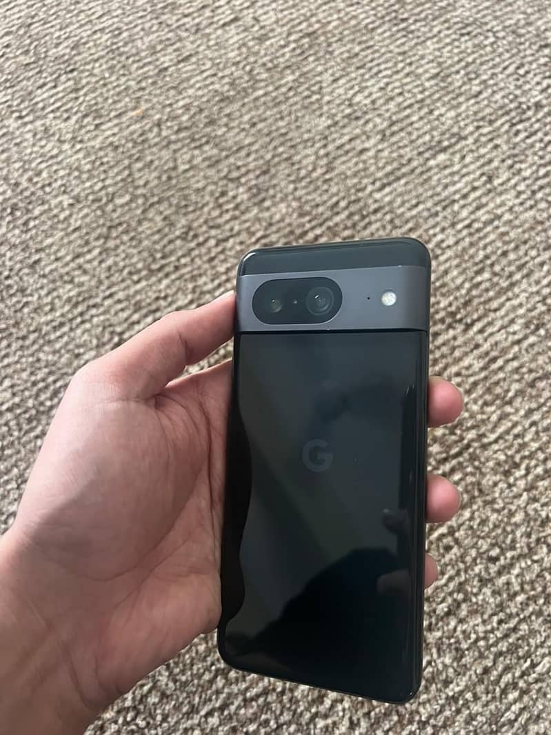 Google Pixel 8 (10/10 condition) 5