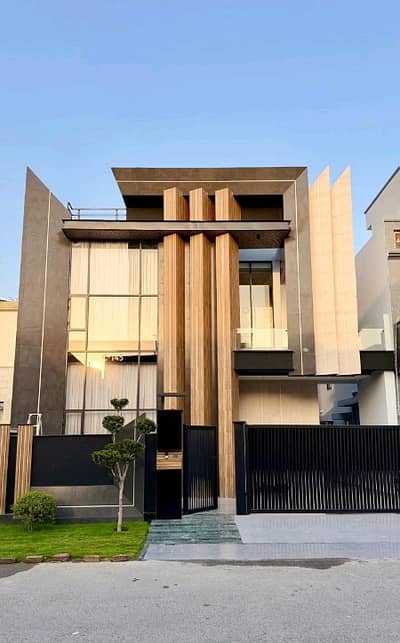 Your Search Ends Right Here With The Beautiful Prime Location House In Citi Housing Society At Affordable Price Of Pkr Rs. 55000000