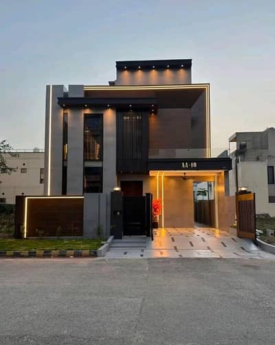 Prime Location 10 Marla House Up For sale In Citi Housing Society