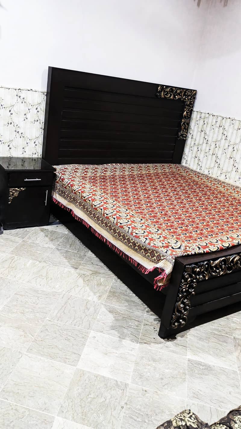 Bed side Table  Dressing Table 0