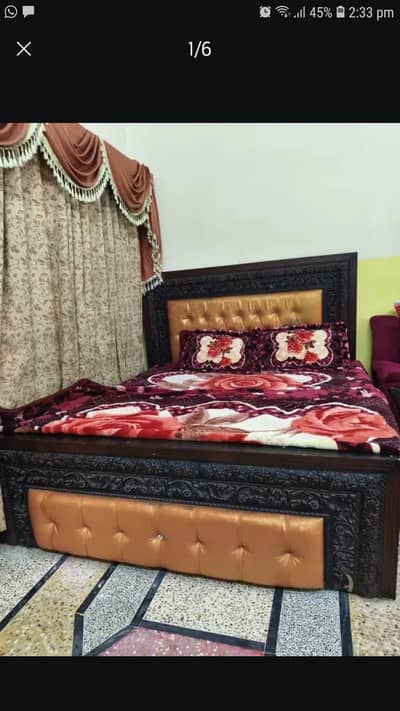 Double bed without mattress