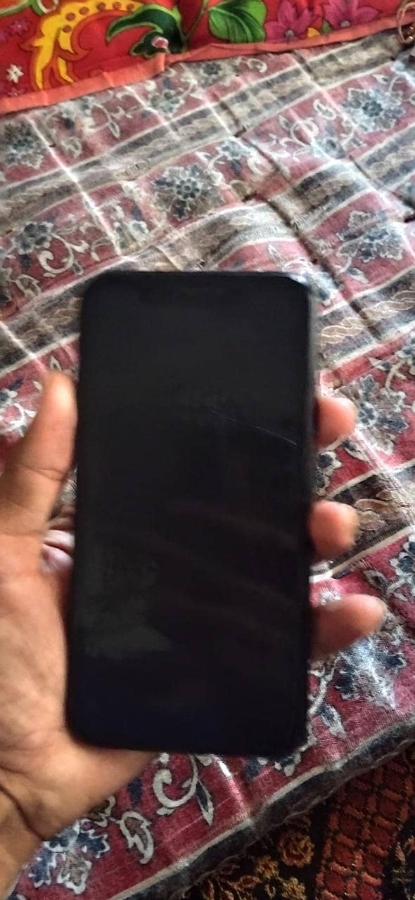 Apple iPhone XR 3