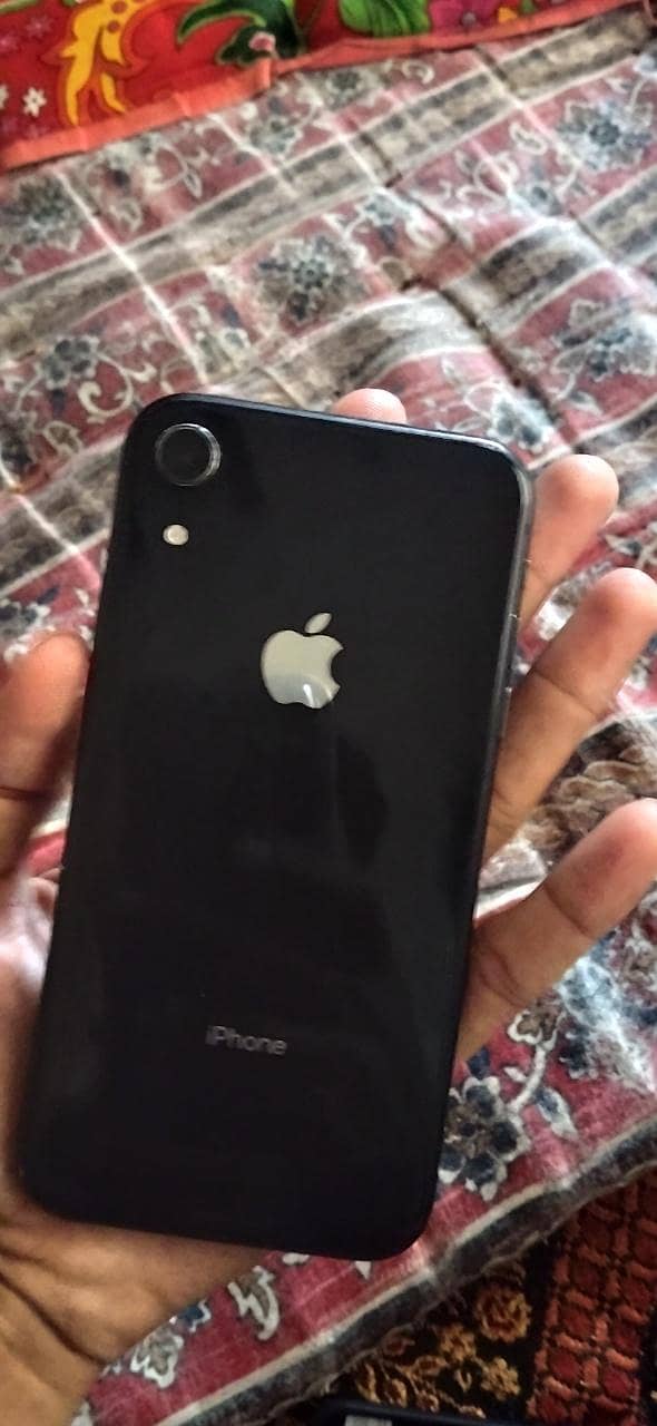 Apple iPhone XR 5