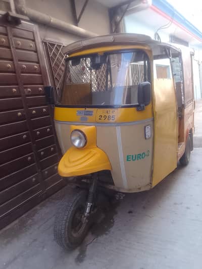 second end Tezraftar riksha in good condition