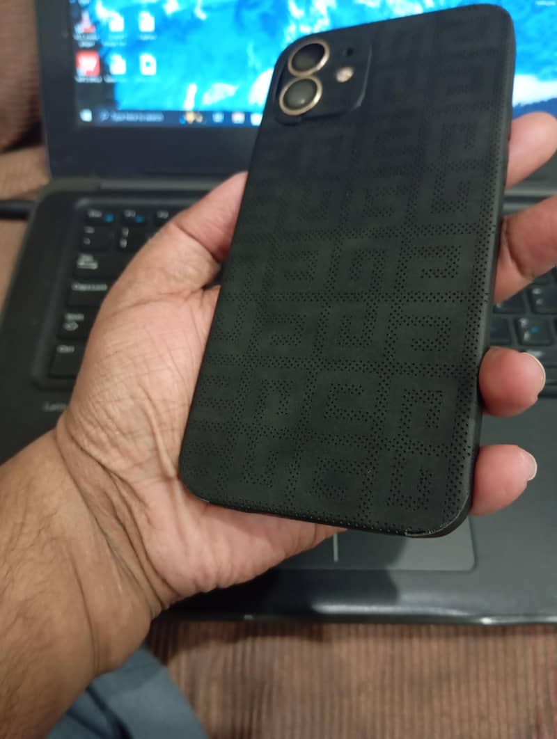 Apple iPhone 12 2