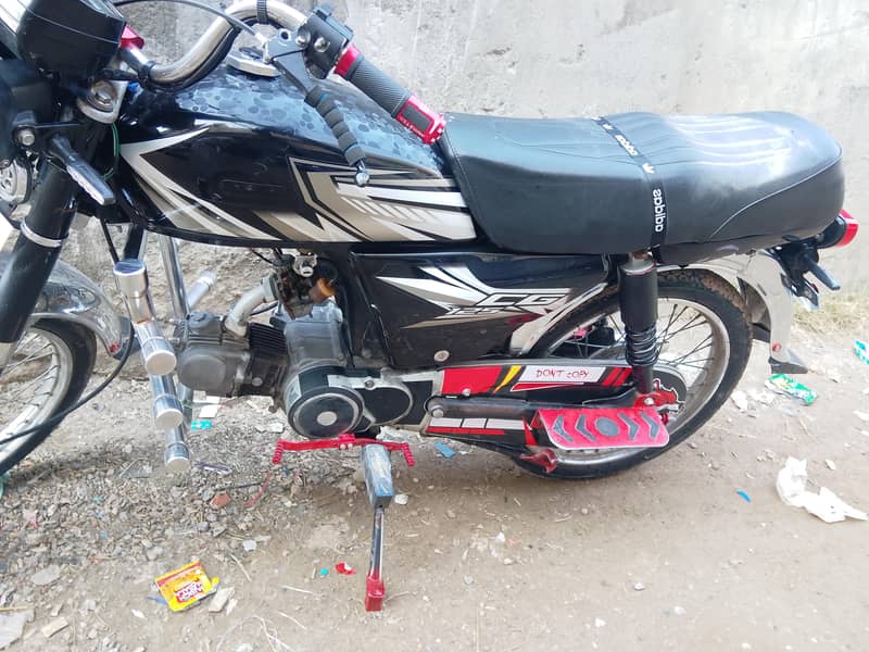 CD 70 2012 model 1