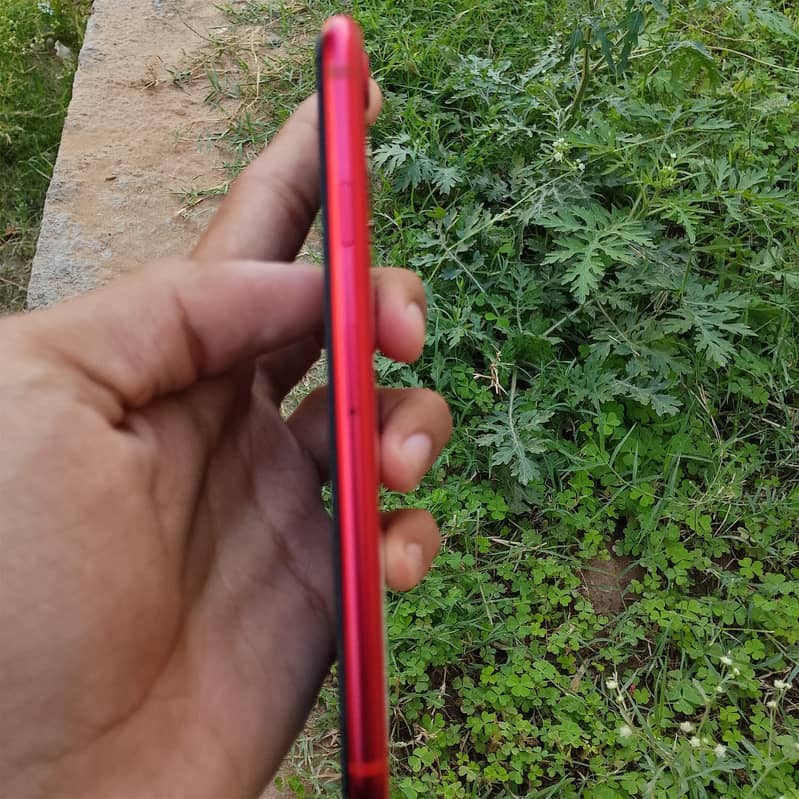 Apple iPhone SE 4