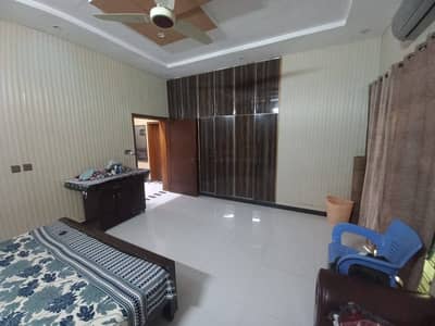 Prominently-Located House Available In Gulshan-E-Iqbal - Block 18 For Sale