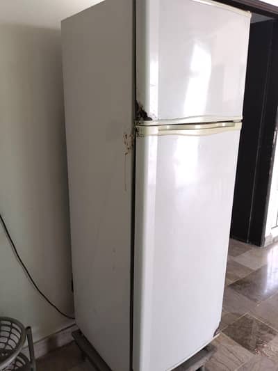 Dawlance used refrigerator
