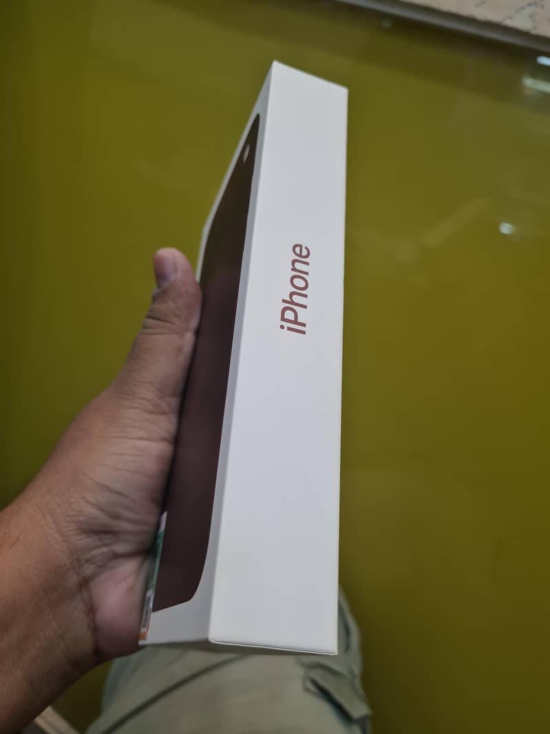 Apple iPhone 18 Pro Max 2
