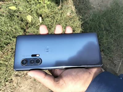 Motorola Edge Plus