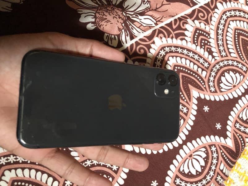 Apple iPhone 11 3