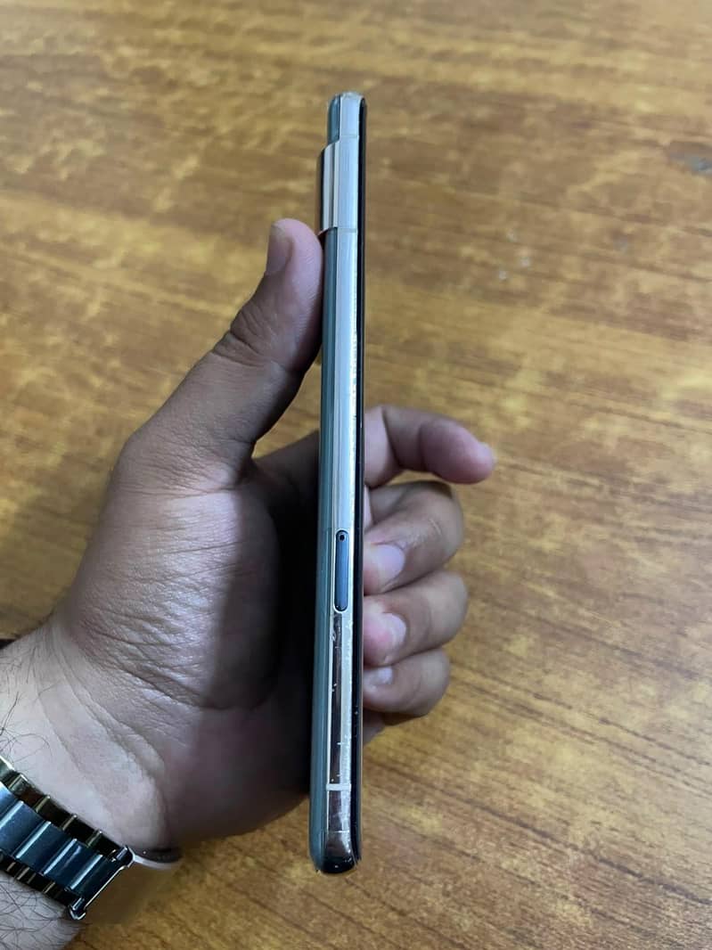 Google Pixel 7 Pro 4