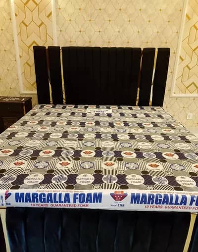 King size Bed
