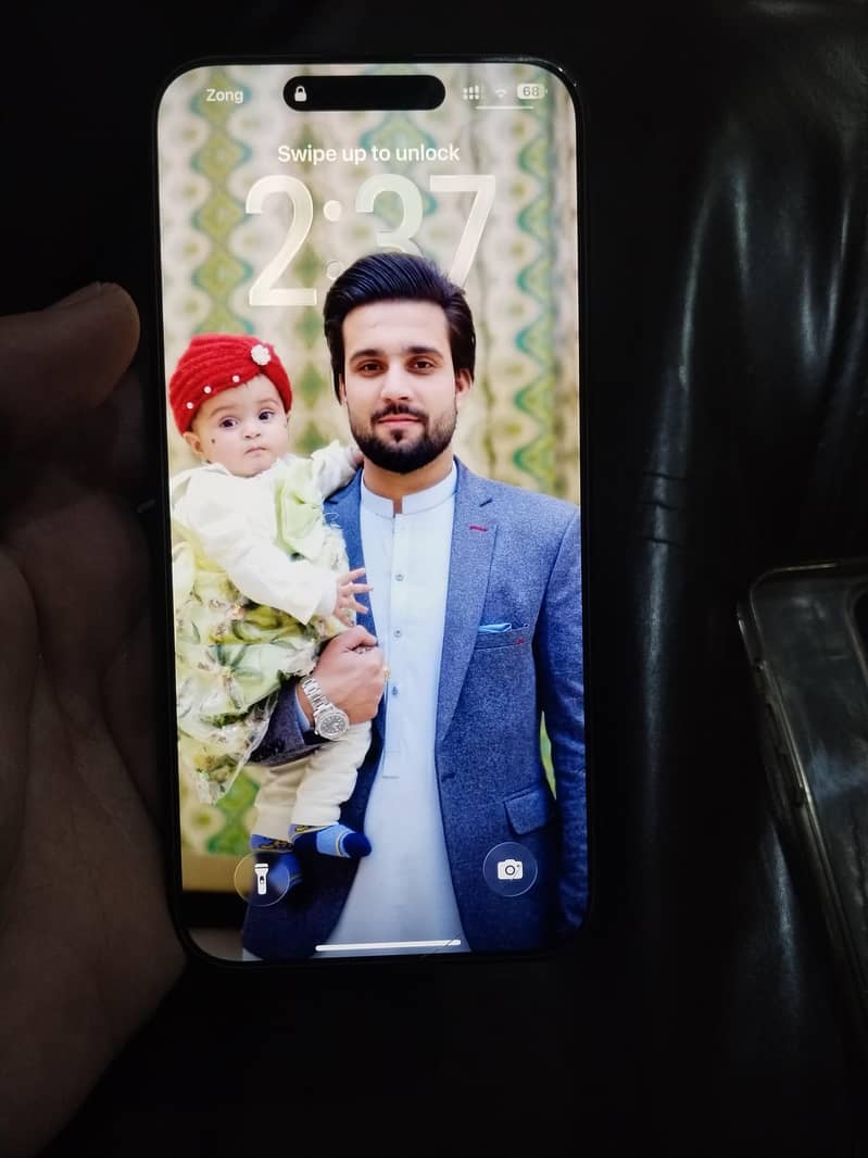 Apple iPhone 15 Pro Max 4