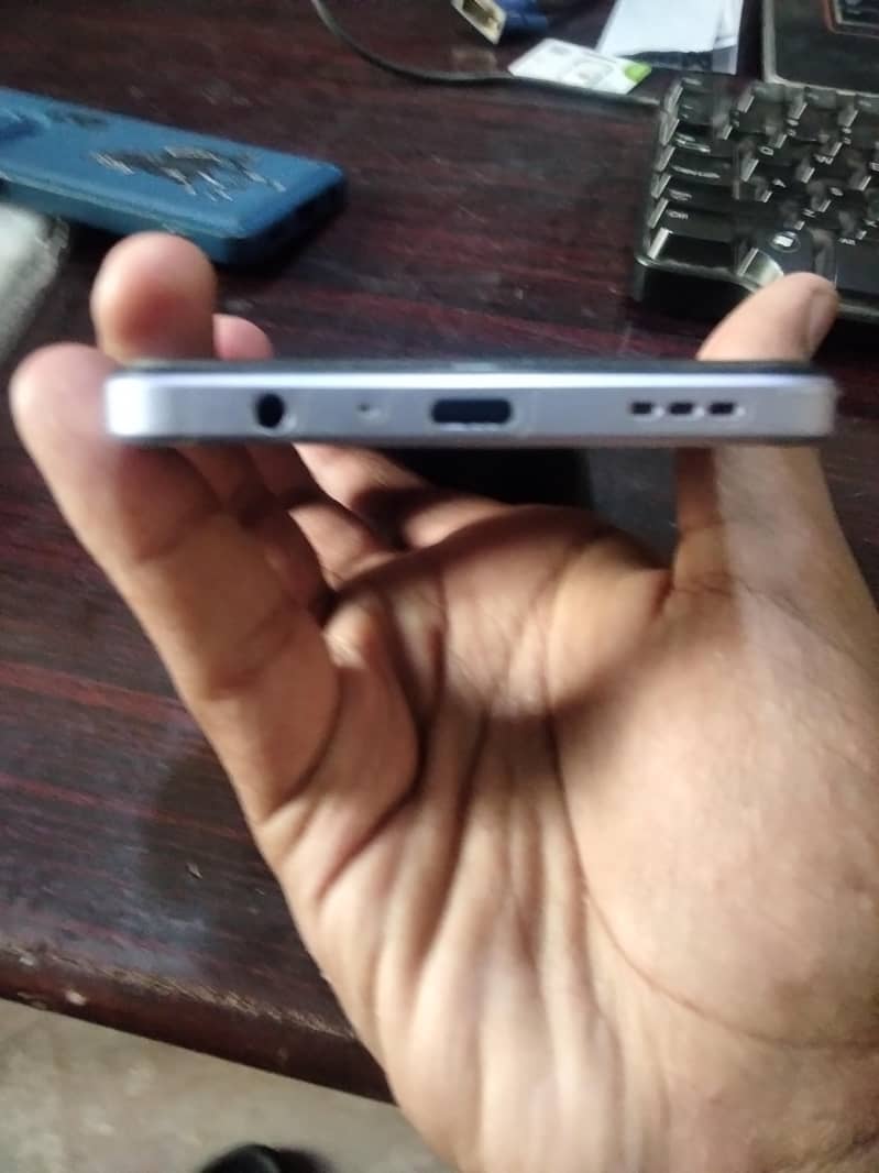 OPPO A5i 5