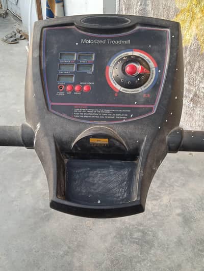 location Naya nazimabad main gate treadmill for sale