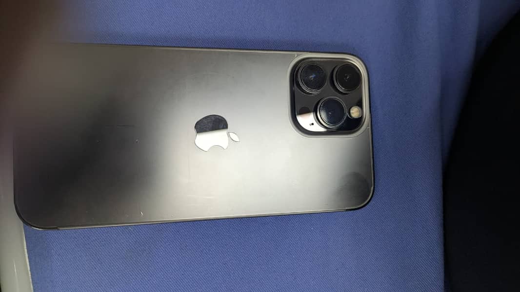 Apple iPhone 13 Pro Max 0