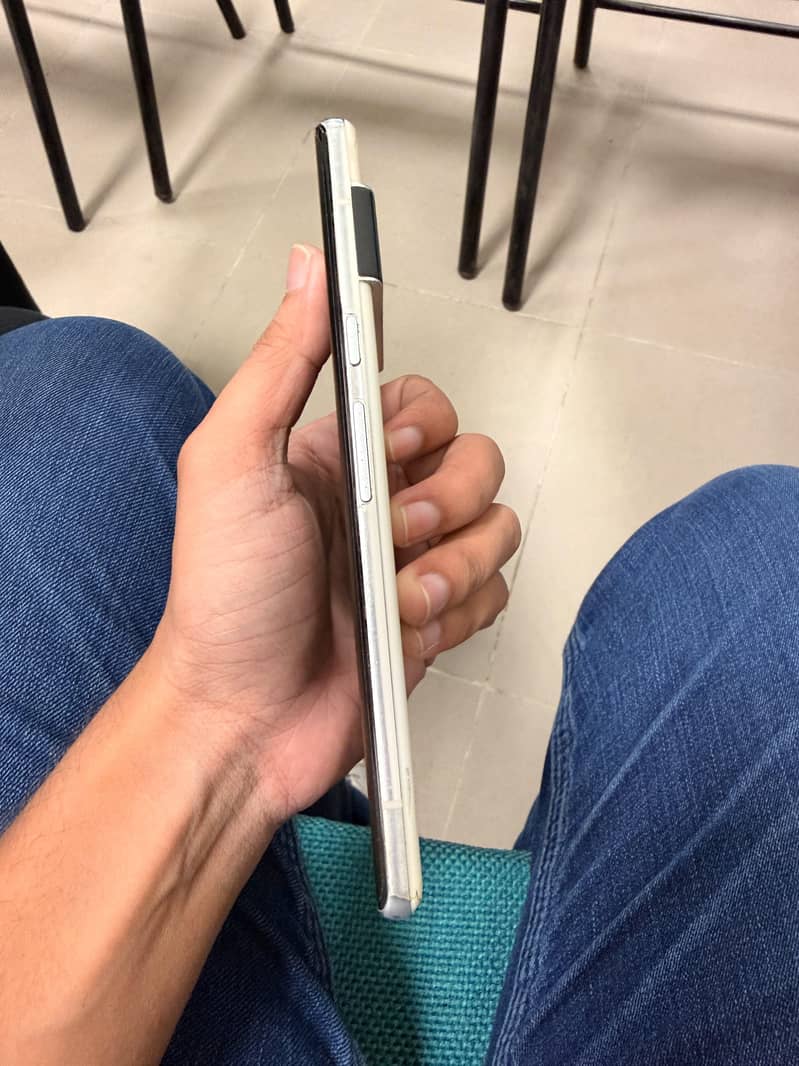 Google Pixel 6 Pro 4