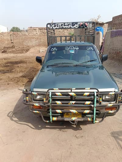 toyota hilux single caban pikap
