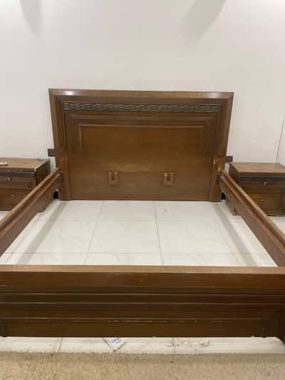 used furniture wooden