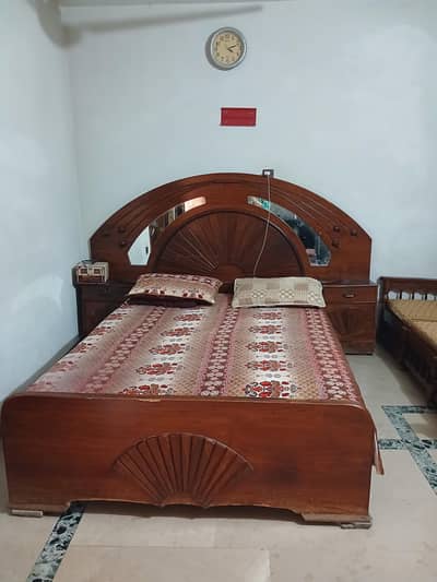 king size bed