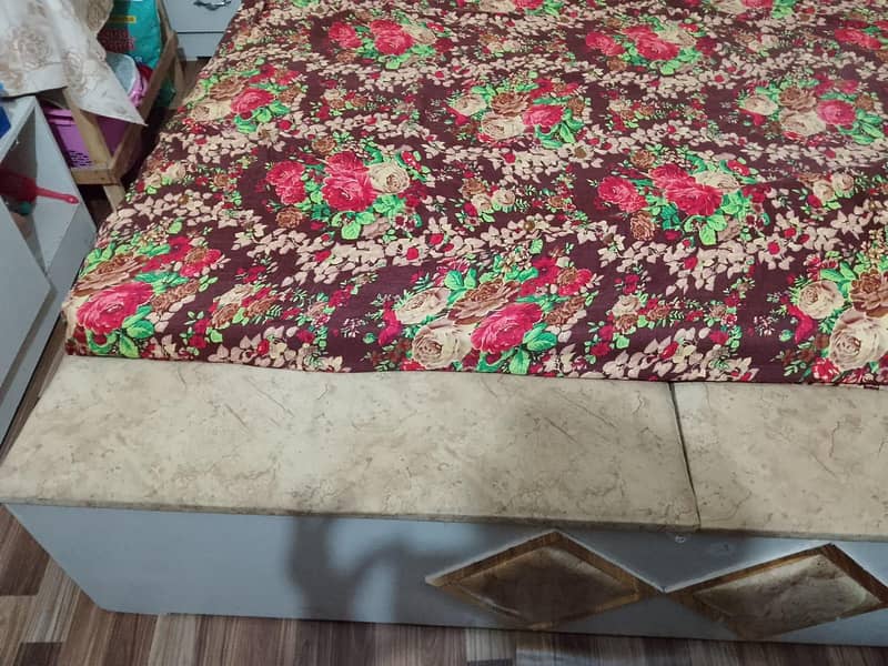 beds a 8