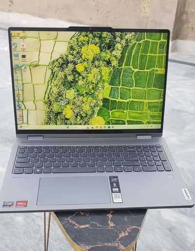 Lenovo yoga 7 and 2 in 1 laptop