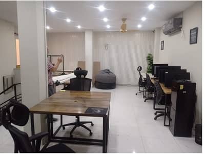 Brand New Office Area 1100 Square Feet Available For Rent In Gulberg 3 Lahore