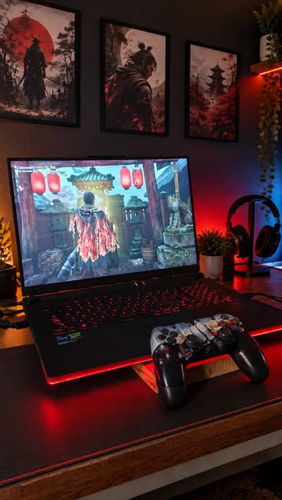 ASUS ROG Strix SCAR 18 G834JY-XB98-i9/RTX 4090 16GB/64GB DDR5/2TB SSD