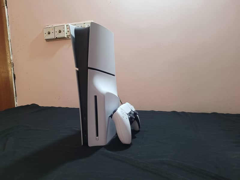 ps5 slim  model 2116 2