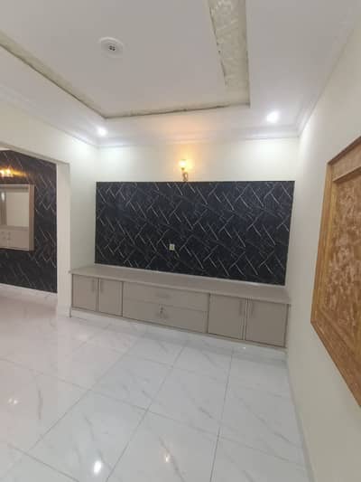5 MARLA BRAND HOUSE FOR RENT