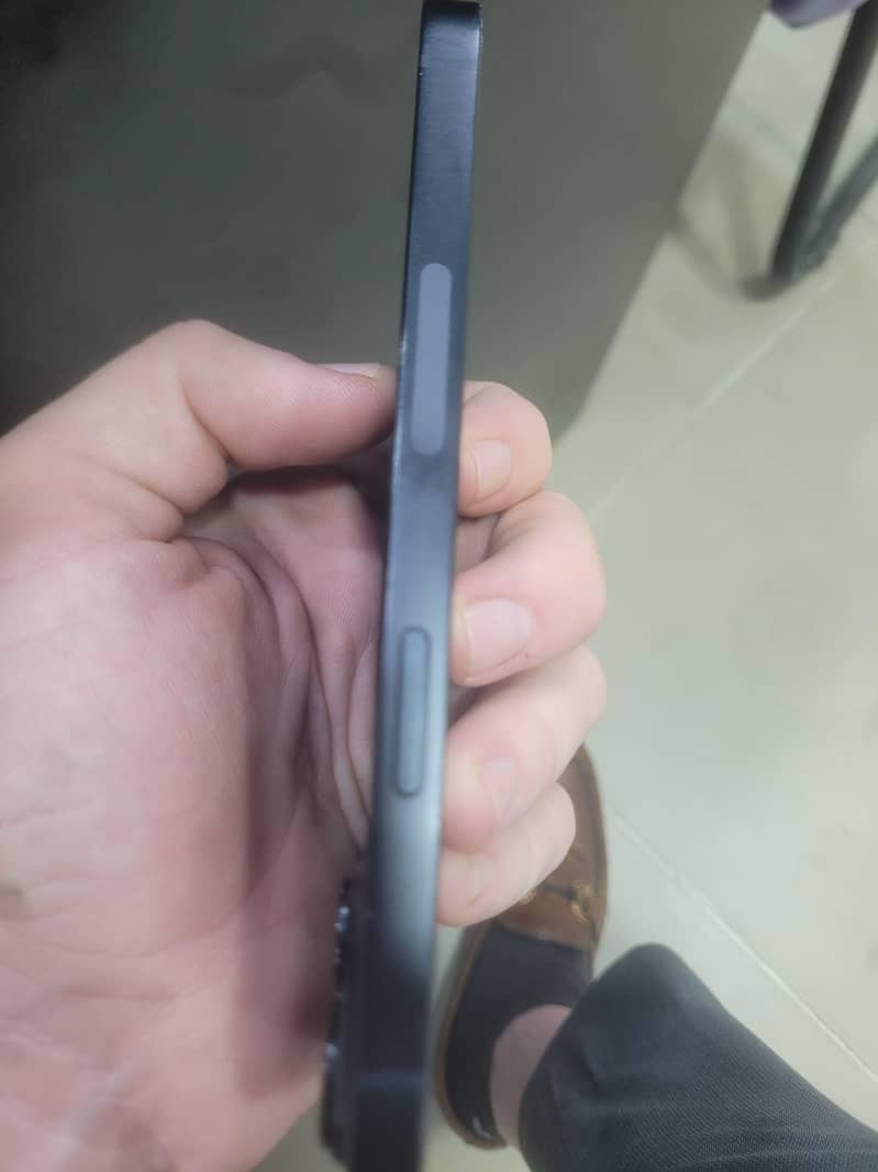 Apple iPhone 14 2