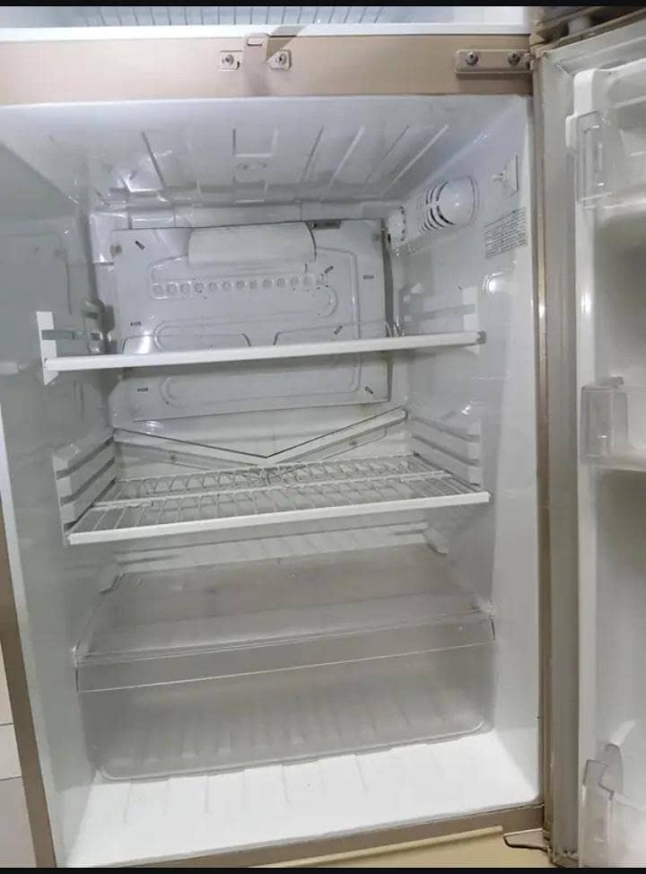 PEL Fridge 4