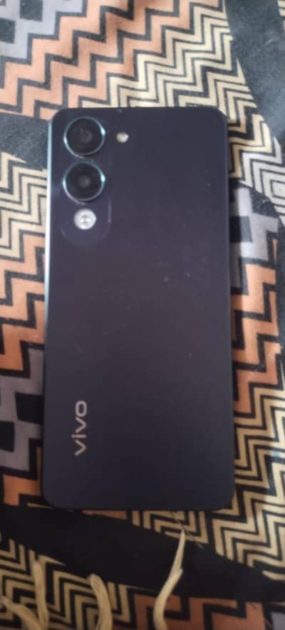 VIVO Y04