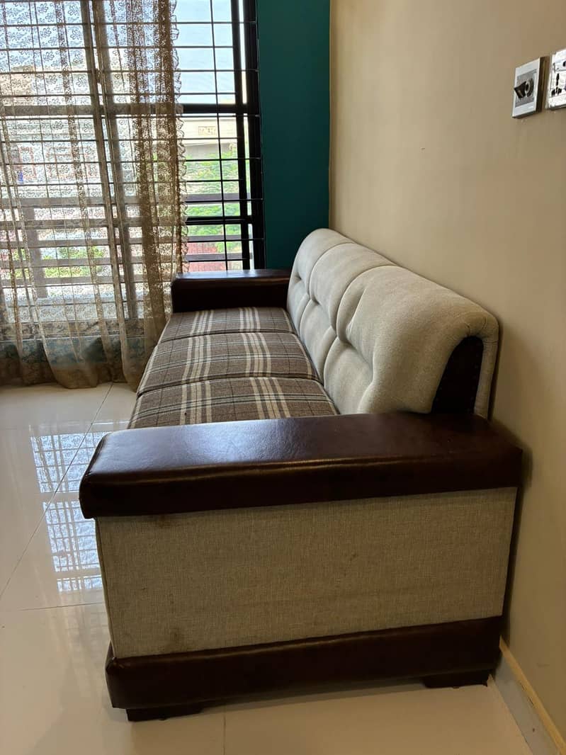 5 seater 1