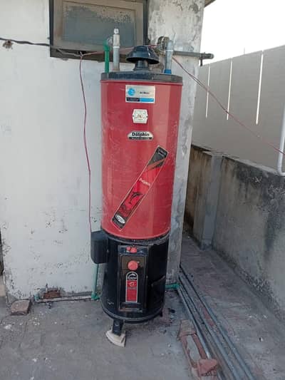 gyser electric and gas 135litre