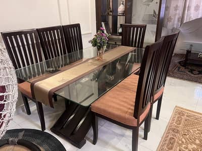 Dining Table with Charis