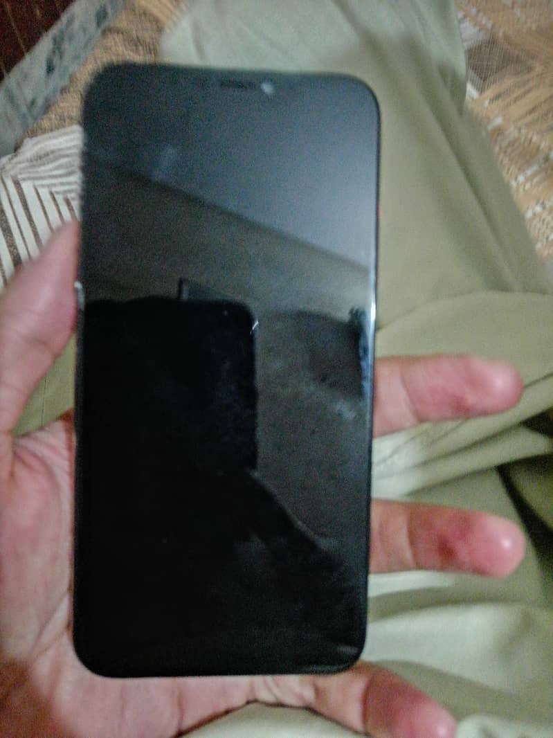 Apple iPhone XS 3