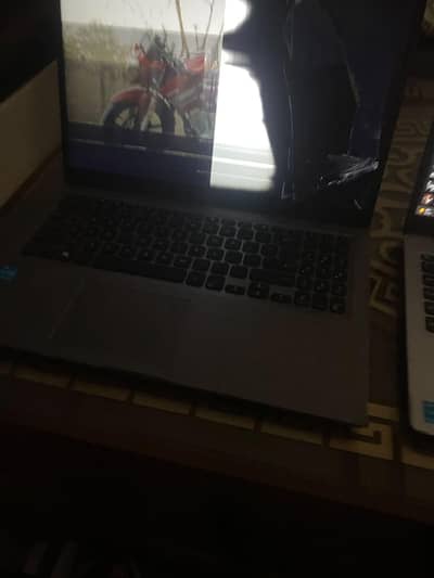 ASUS X515 laptop for sale urgent